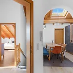 Kuschelige Mit Balkon & Free Wifi
